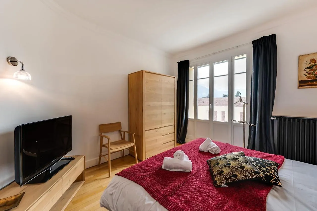 Le Panoramique - 75 Sq M Apartment With Balcony In The Heart Of Annecy 0*,  Frankrijk