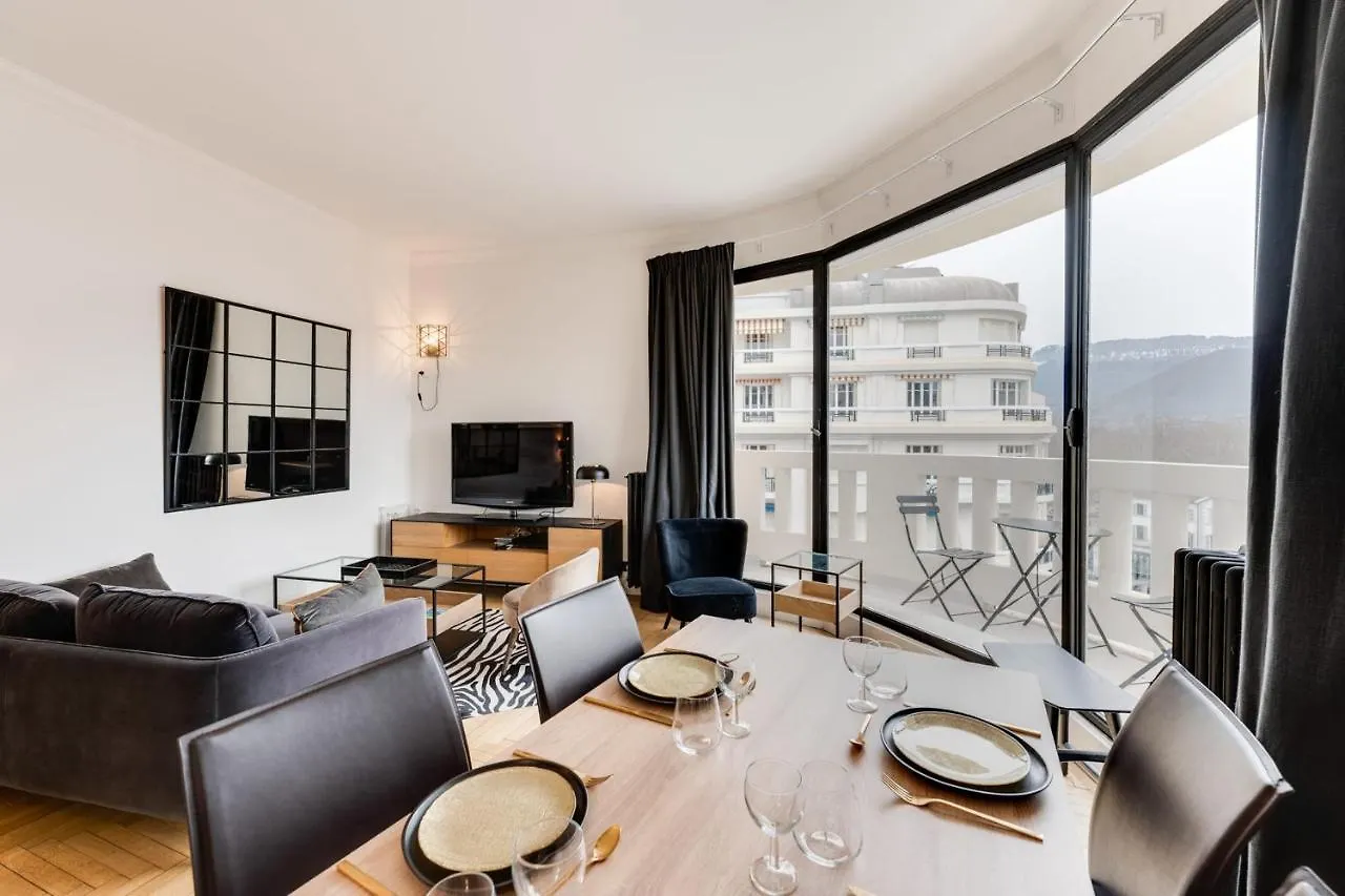 Le Panoramique - 75 Sq M Apartment With Balcony In The Heart Of Annecy